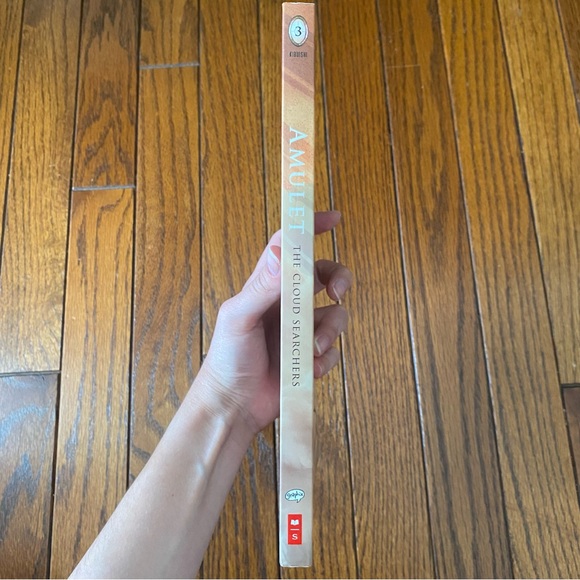 Amulet Book 3: The Cloud Searchers - Picture 2 of 3